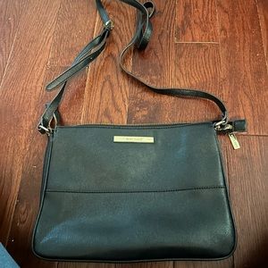 Black crossover purse